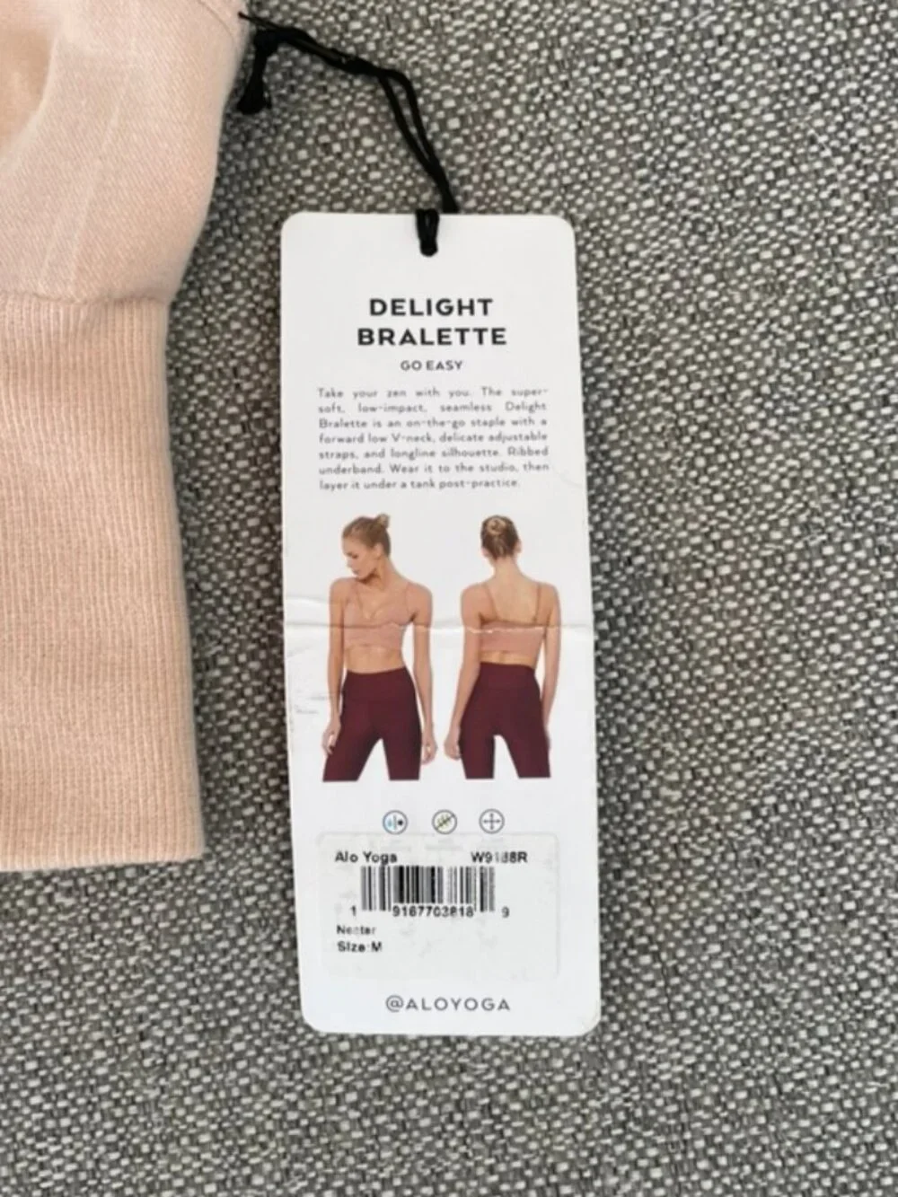 Alo Yoga Delight Sports Bra Bralette in Nectar Size Medium NWT